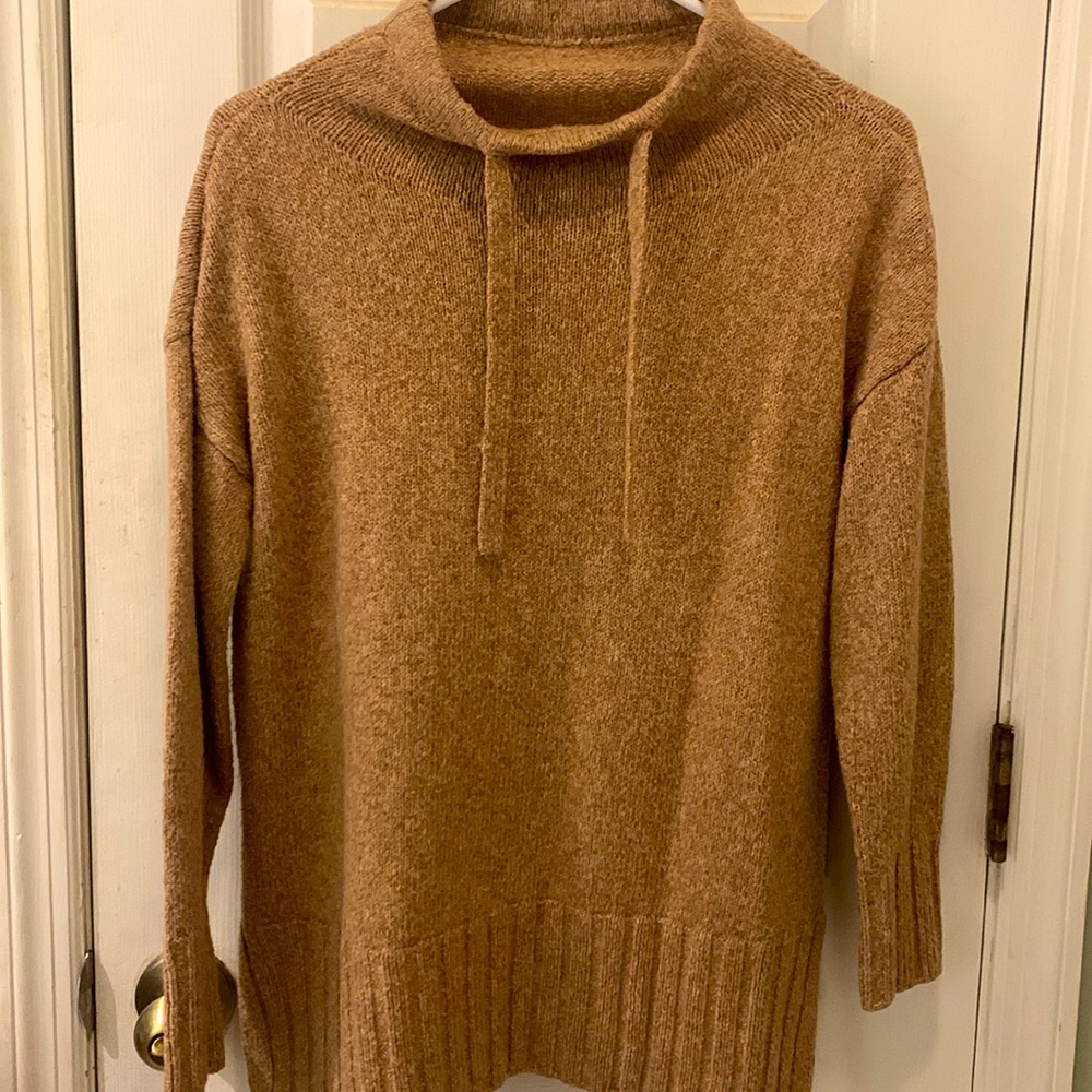 LOU & GREY Sweater - Beige / Tan
